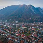 아파트 Spitiko Káto Loutrákion