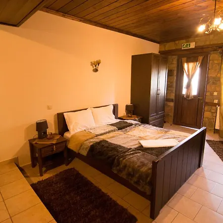 Spitiko * Káto Loutrákion