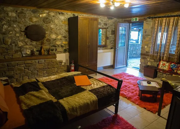 Spitiko * Káto Loutrákion